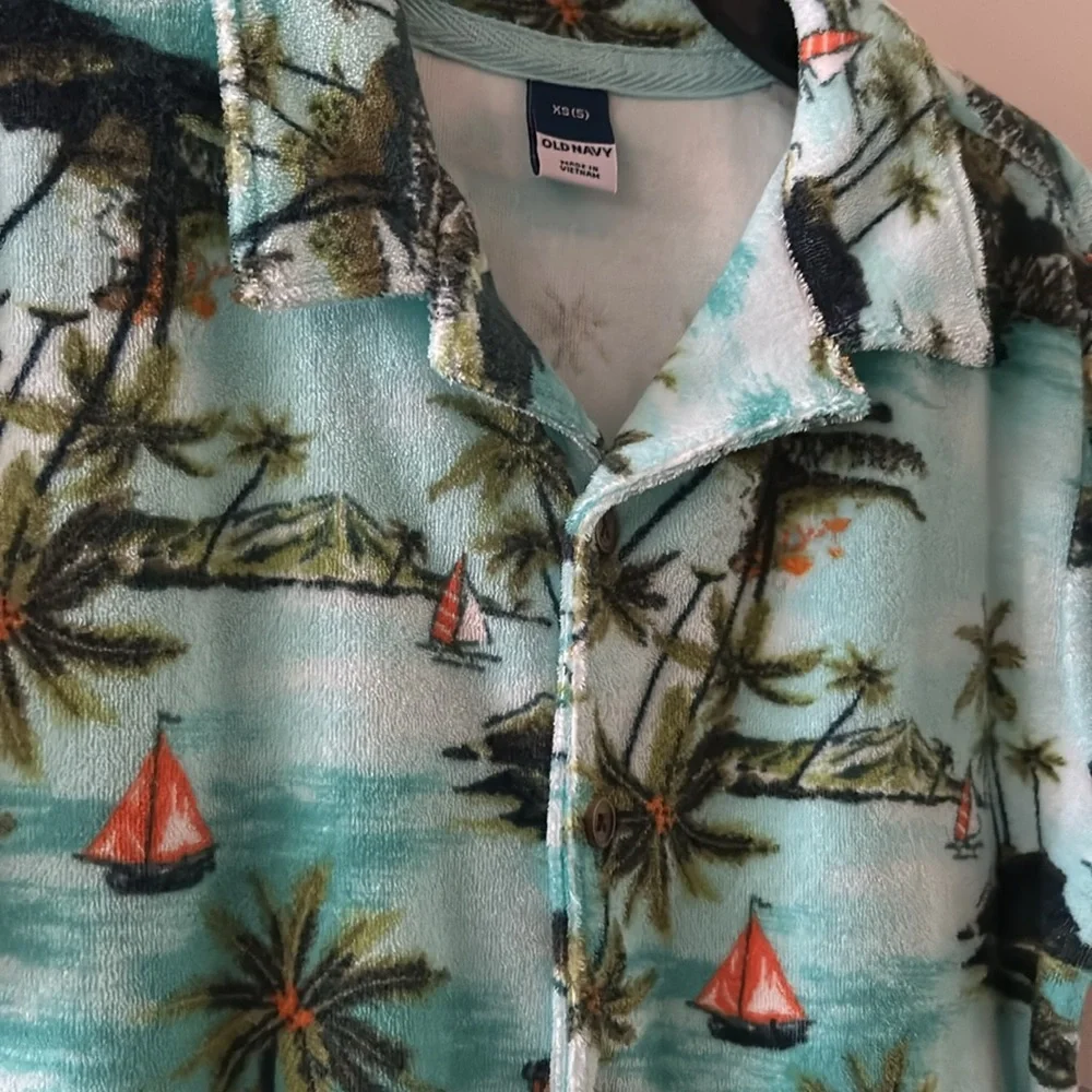 OLD NAVY Boys Tropical Island Button Down Shirt Cotton Blend XS (5) NWT